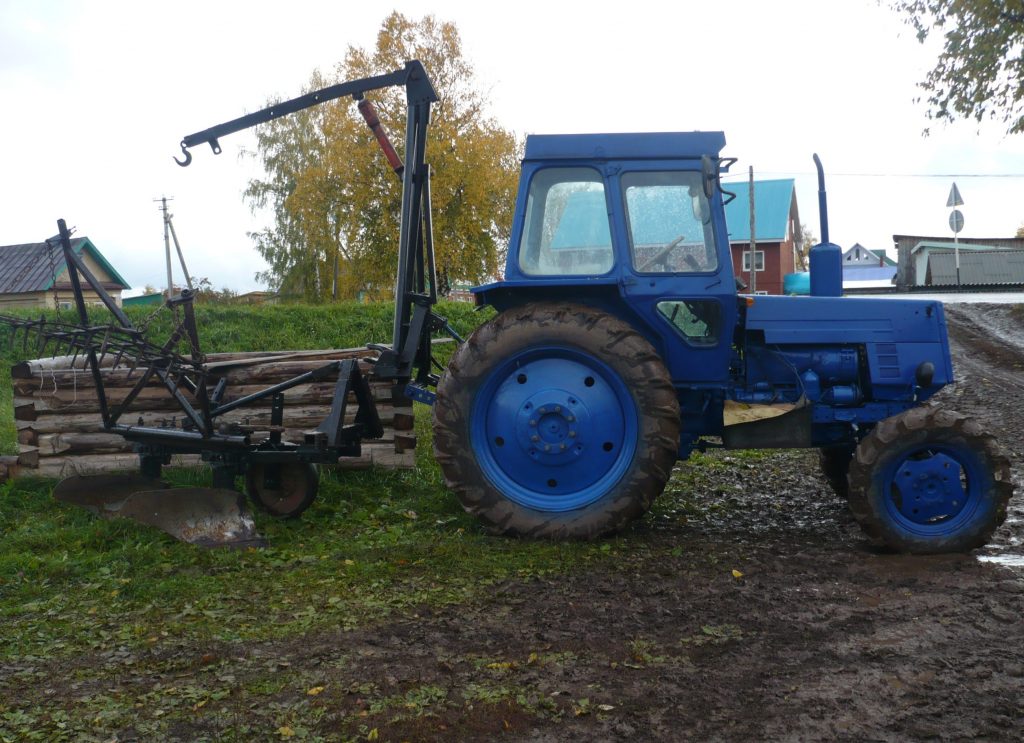 Права на трактор в Сычевке